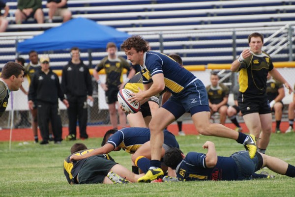 Joel Conzelmann attacking off of a ruck against Western Michigan