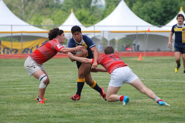 Captain Kenny Andutan hitting the line hard against Ohio State